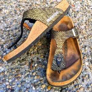 Birkenstock Women's Gizeh Birko Size 37